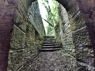 Bouge ton fort - sortie fort